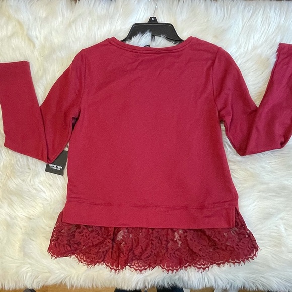 Brand new! Vera Wang lace hem sweatshirt! - Picture 2 of 4